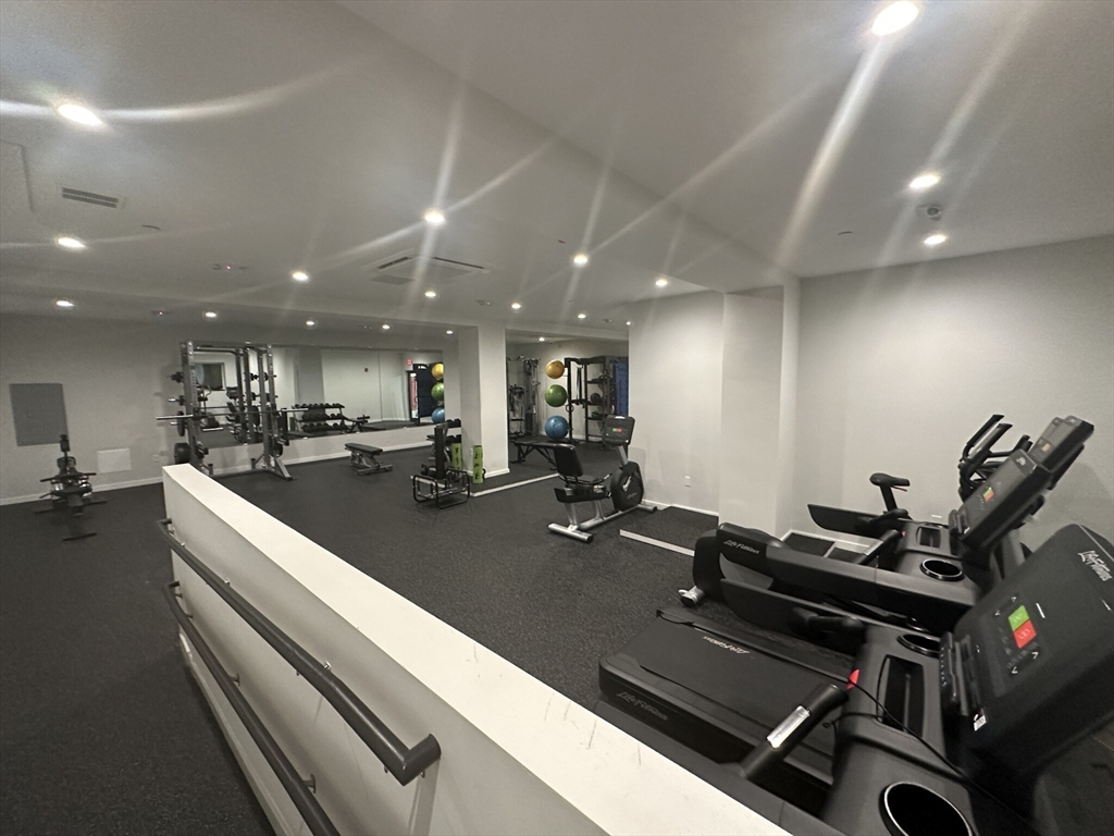 457 W Broadway, South Boston