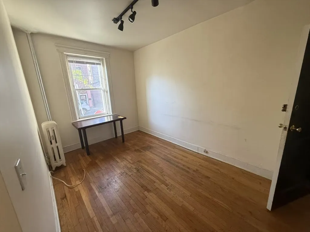 78 Glenville Ave, Allston