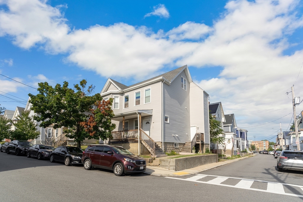 655 Cross St, Malden