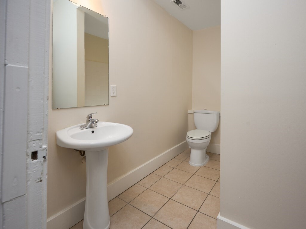 17 Hamilton St, Southbridge