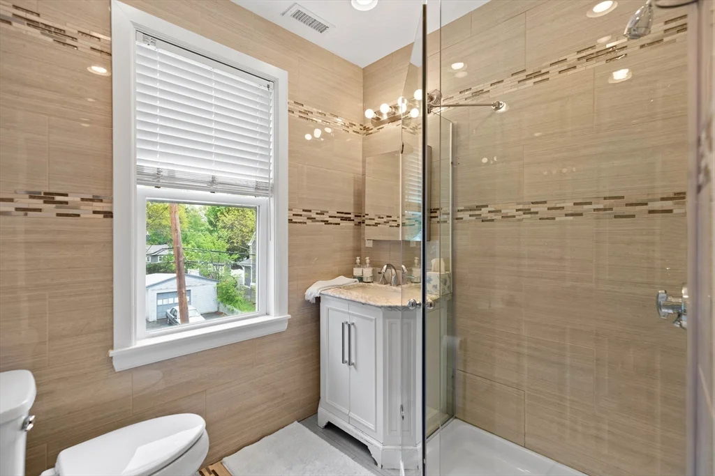 201 Adams St, Endicott