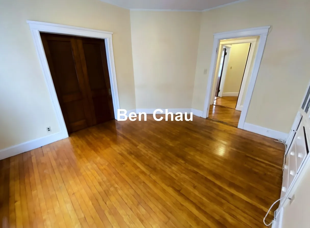 158 Magazine St, Cambridgeport