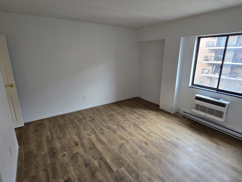 125 Pleasant St, Coolidge Corner