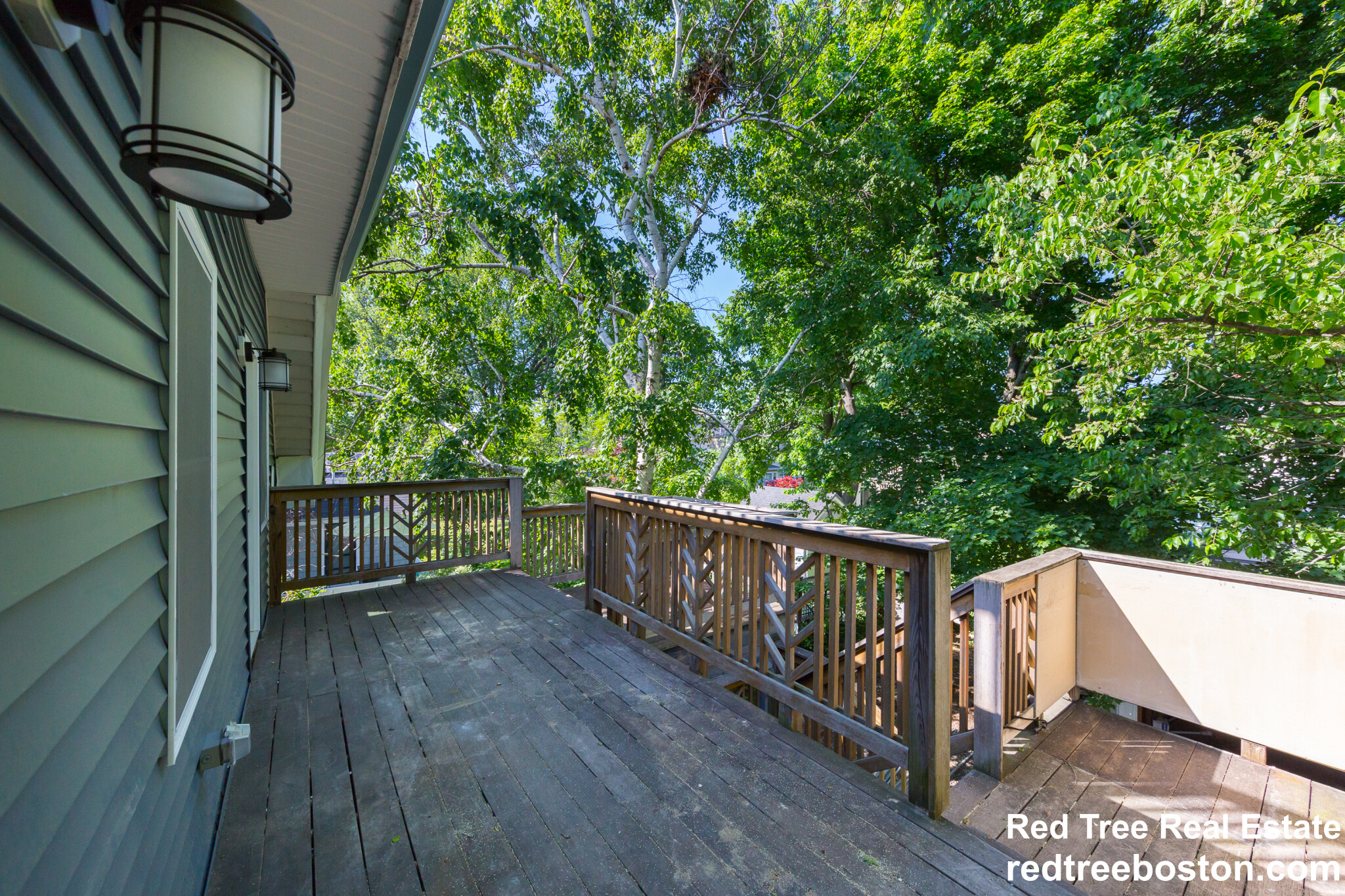 126 Monument St, Tufts University