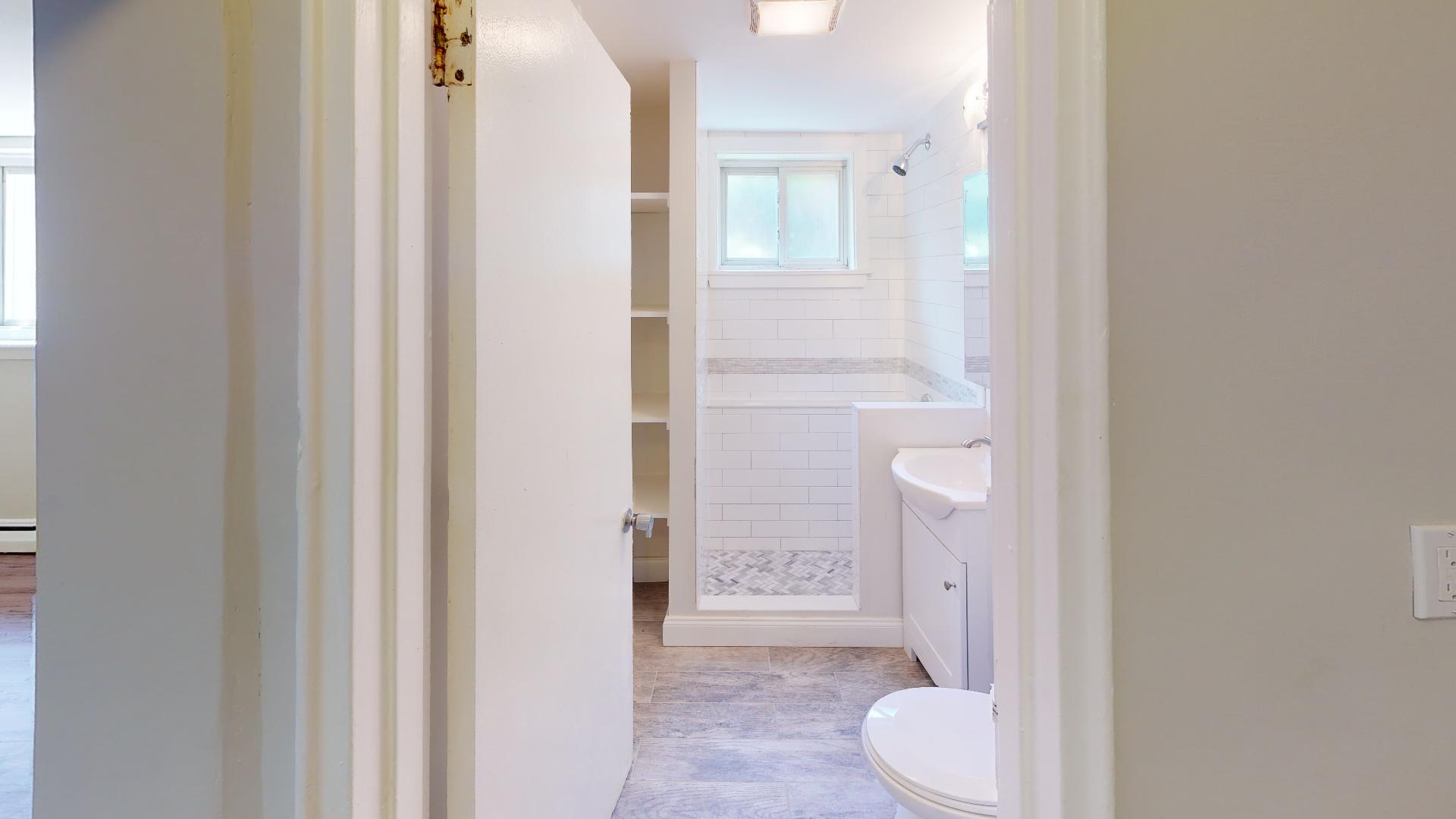 3 bed, 1 bath apartment for rent at 70 Chiswick Rd Unit 21, Brighton — photo 5 of 6