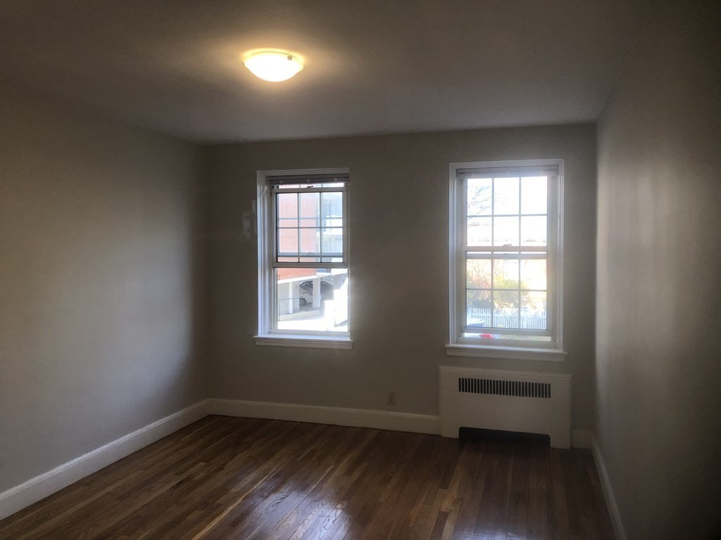 24 Concord Ave, Harvard Square