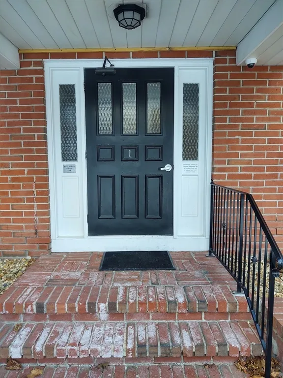 3 Leonard Rd, Boxborough