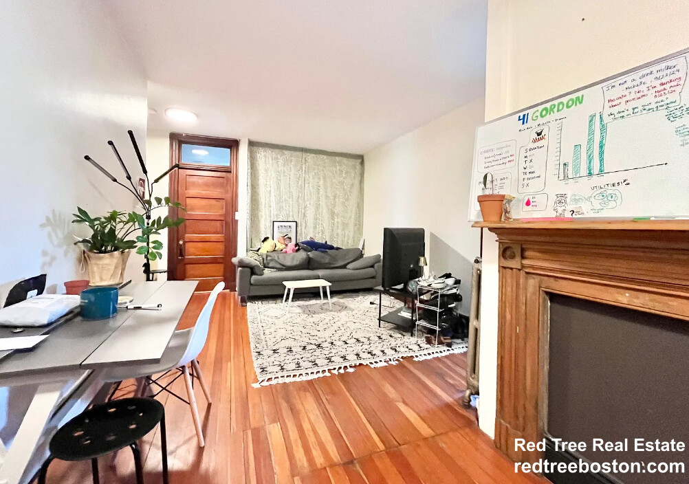 41 Gordon St, Allston