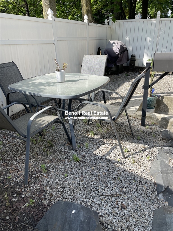 111 Woodstock St, West Somerville