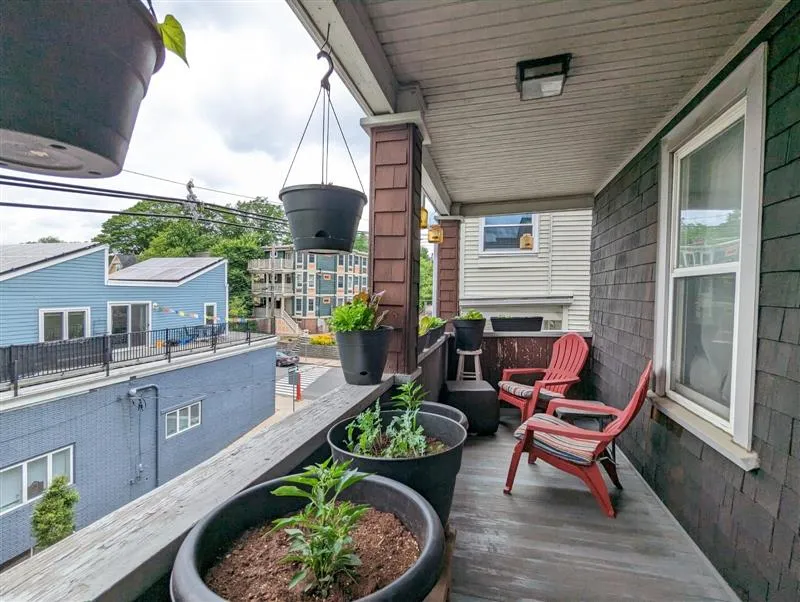 95 Lowell St, Spring Hill