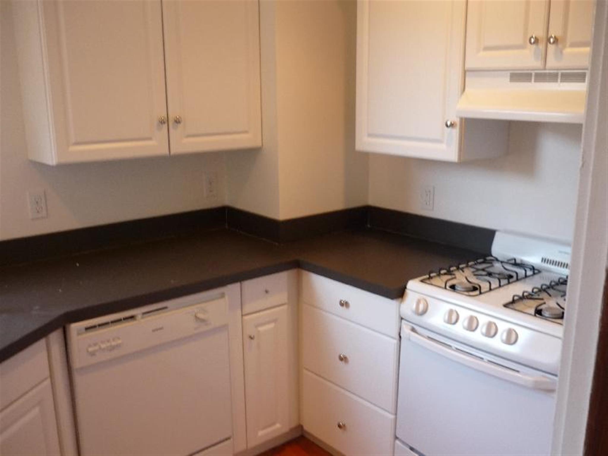 1 bed, 1 bath apartment for rent at 331 Harvard St Unit 7, Harvard Square