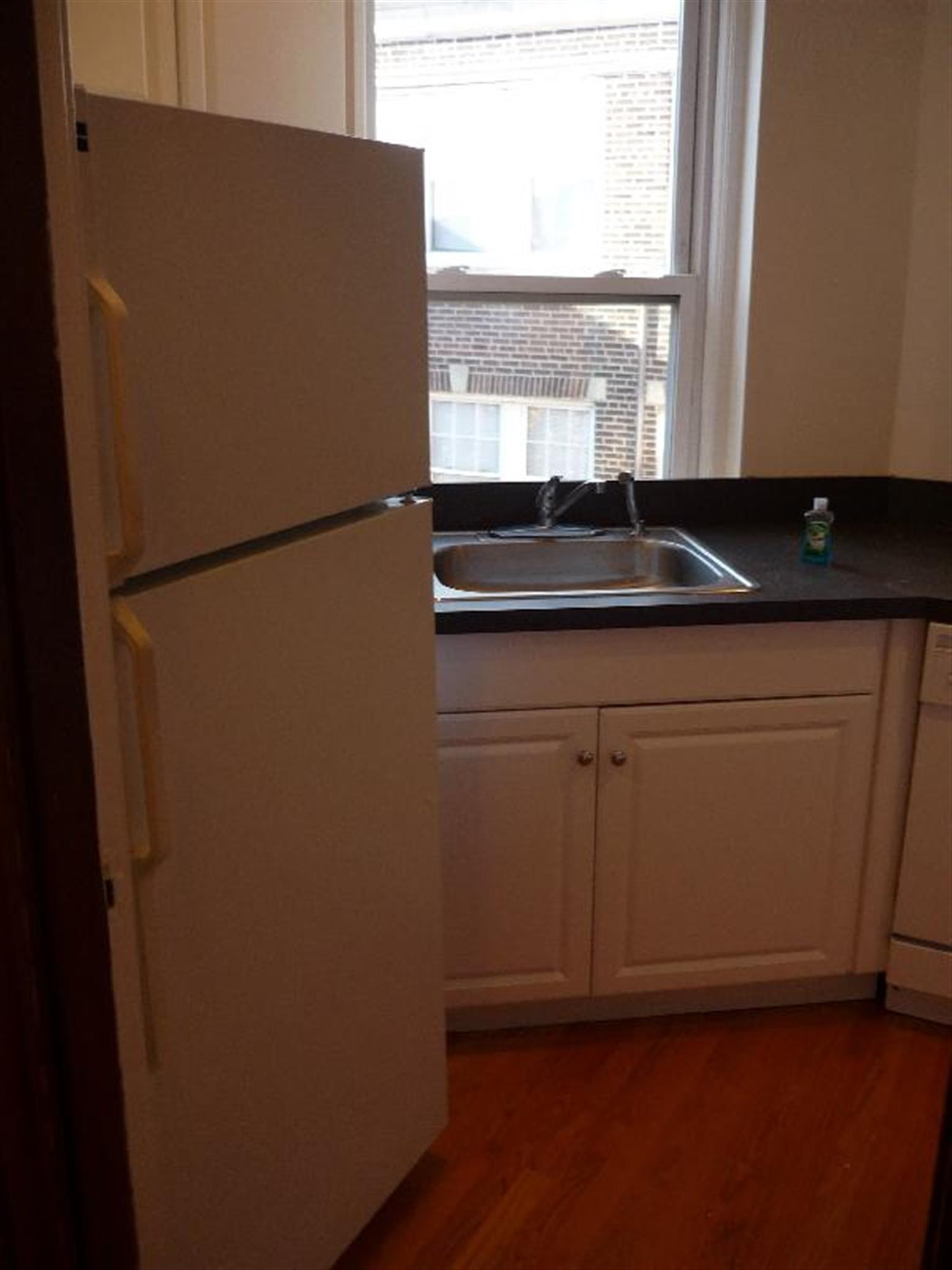 1 bed, 1 bath apartment for rent at 331 Harvard St Unit 7, Harvard Square — photo 4 of 7