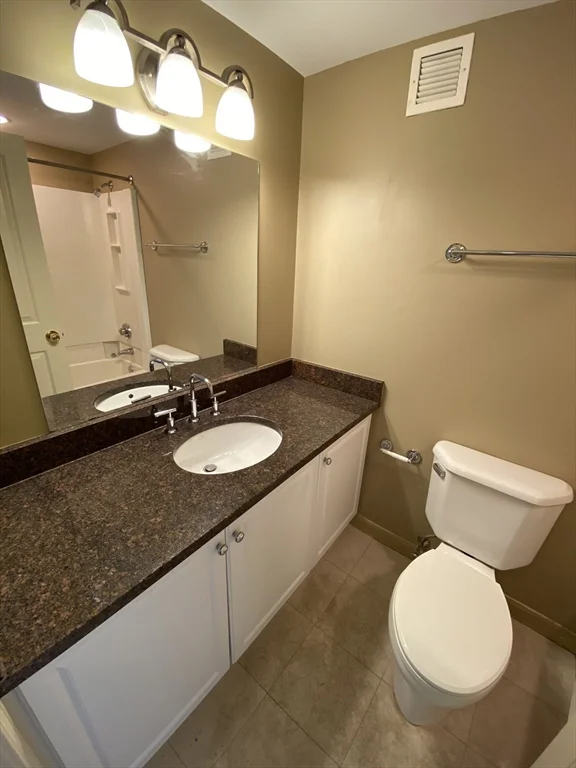 10 Museum Way, East Cambridge