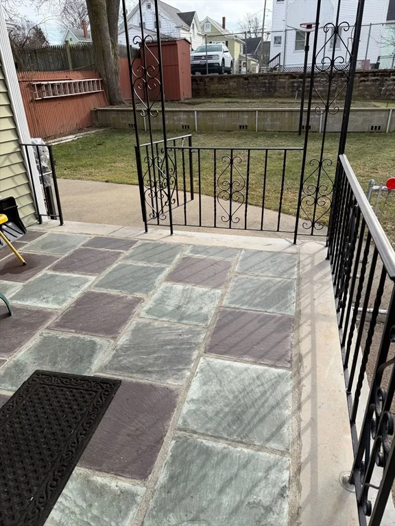 43 Aborn St, Peabody