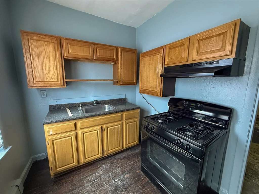 36 Wildwood, Dorchester