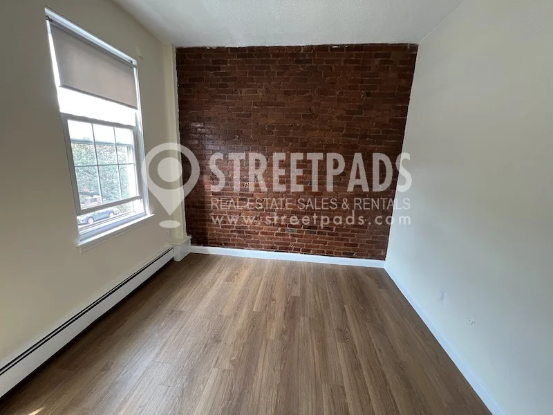 58 South Huntington Ave, Mission Hill