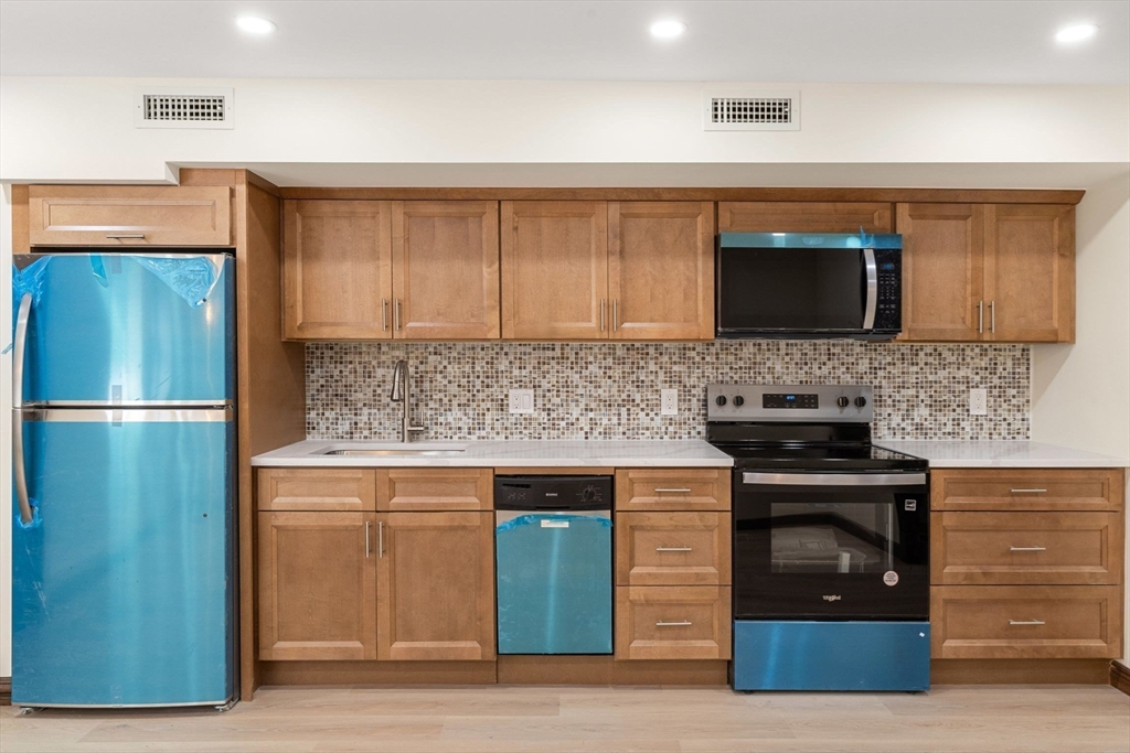 198 Beacon St, Back Bay