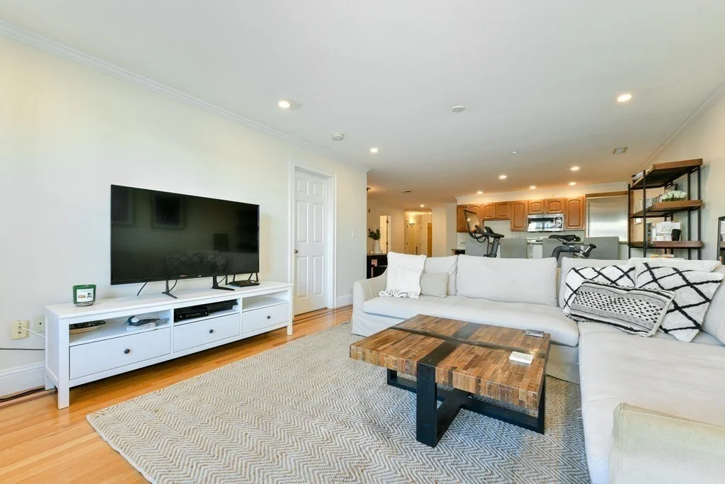 39 Dorchester St, South Boston