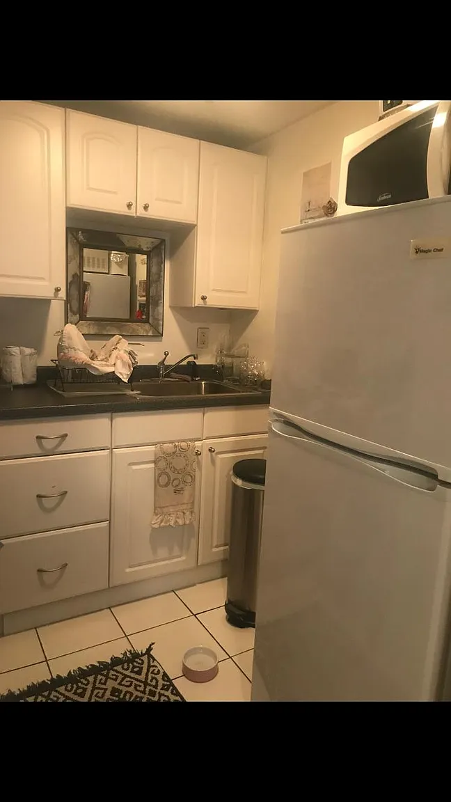 289 Newbury St, Back Bay