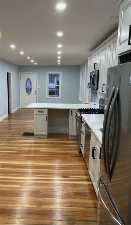 64 Samoset Ave, Hull