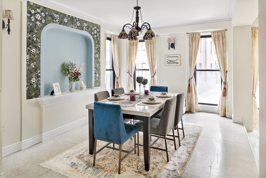 4 Charlesgate E, Back Bay