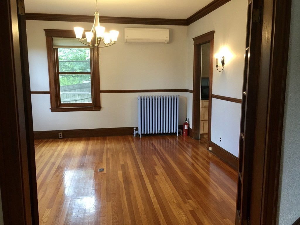 1094 Centre St, Newton