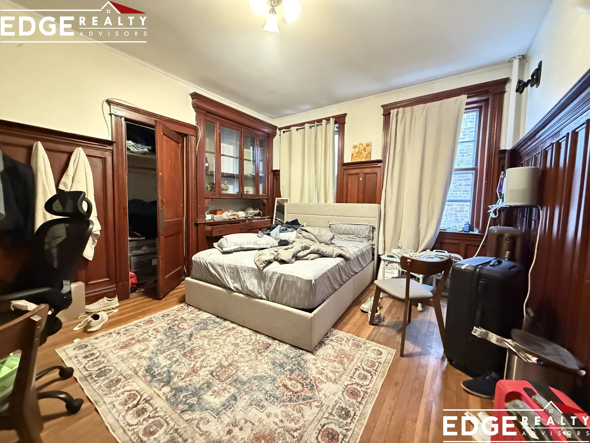 11 Euston St, Brookline