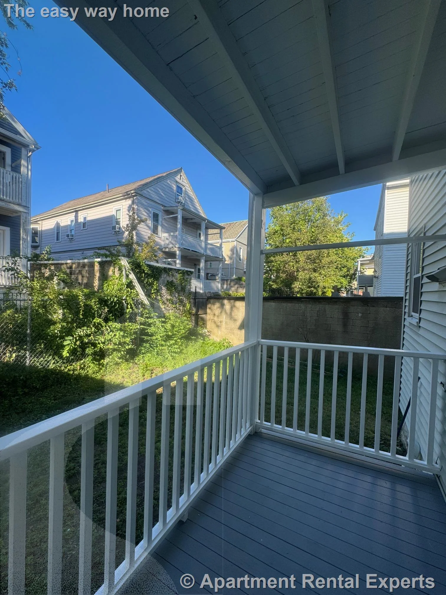 29 Frederick Ave, Tufts