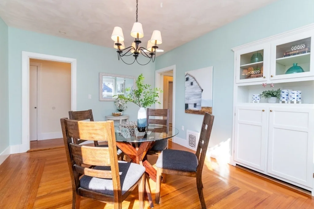 23 Wenham St, Jamaica Plain