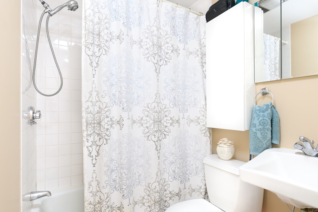 261 Marlborough St, Back Bay