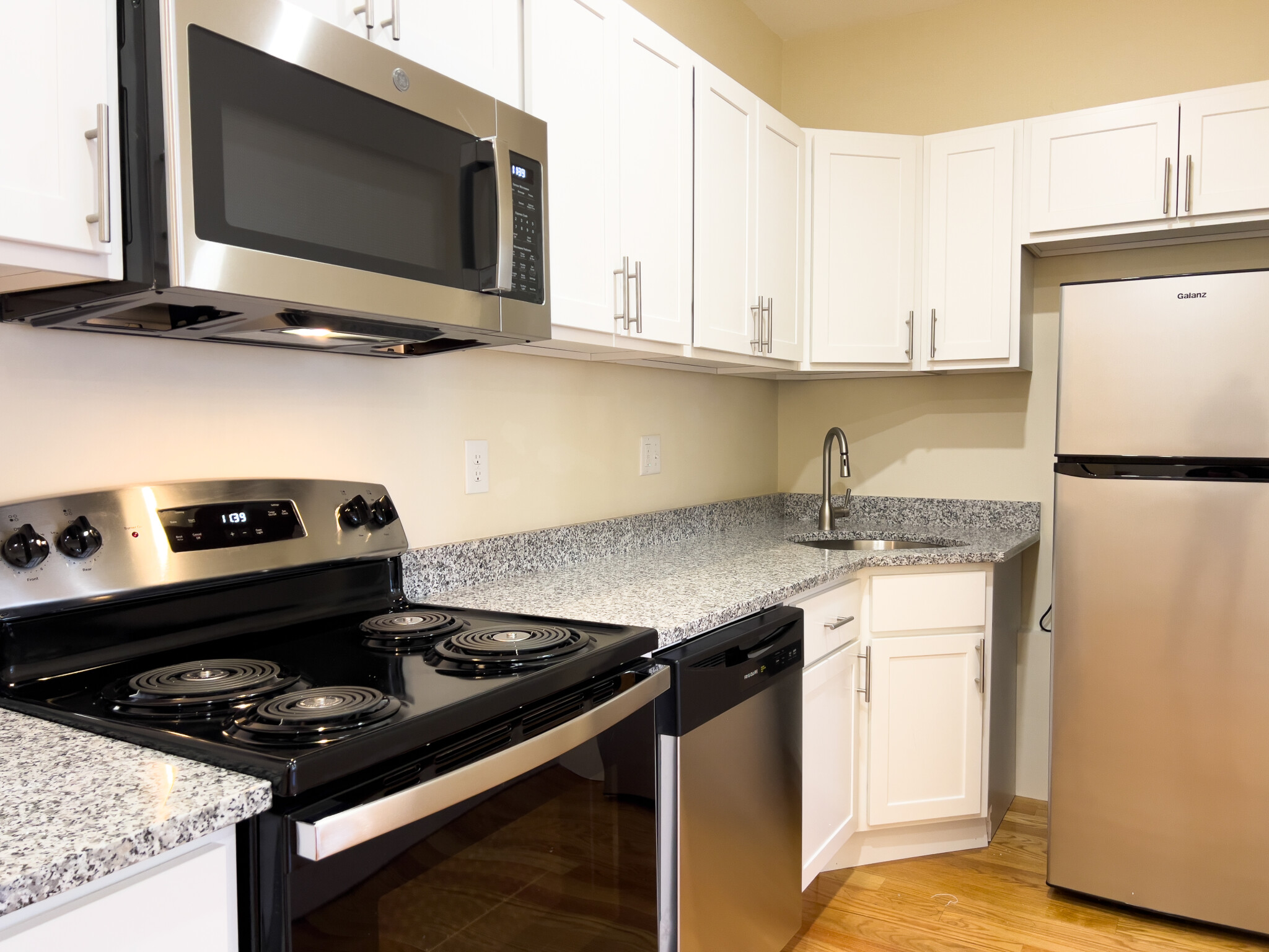 215 Harvard Ave, Brighton