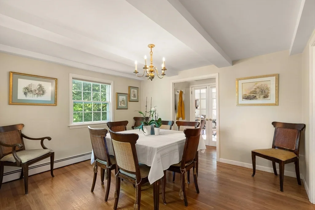 368 Main St, Lynnfield