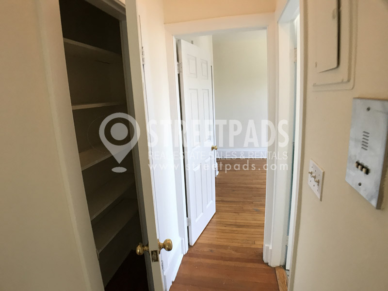 1539 Beacon St, Griggs Park