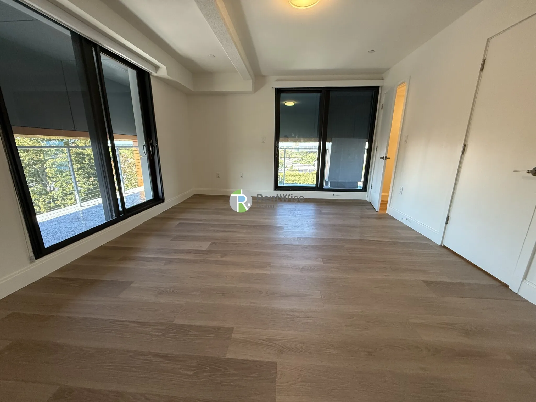 1079 Commonwealth Ave, Allston