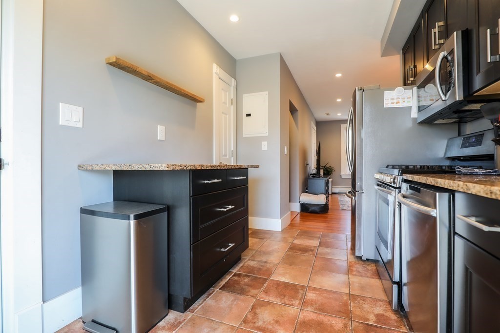 1718 Commonwealth Ave, Brighton