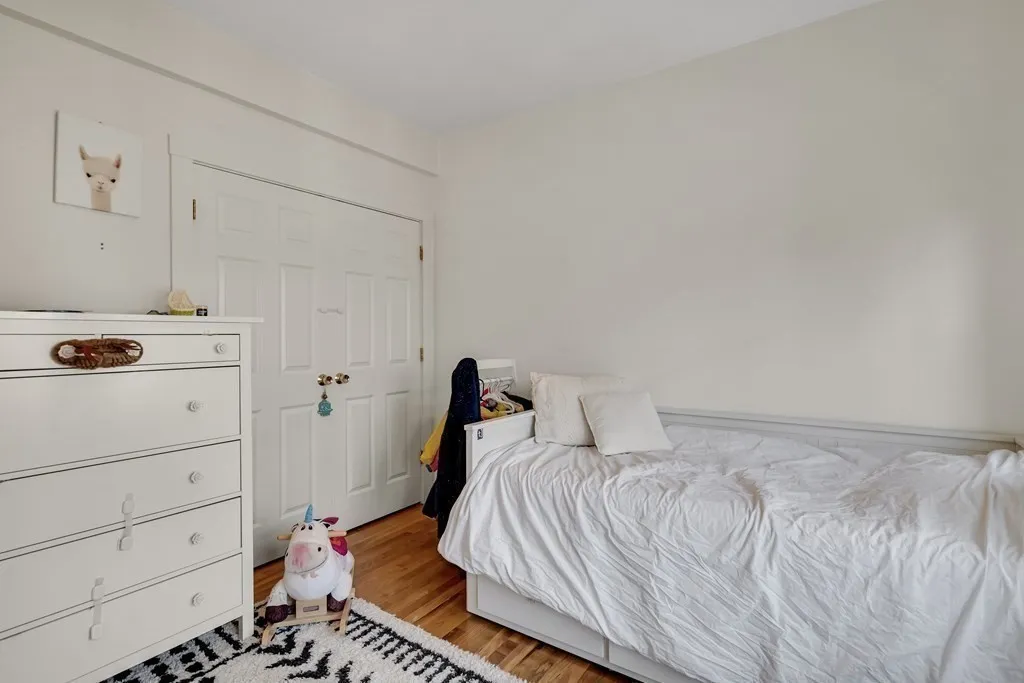 275 River St, Cambridgeport