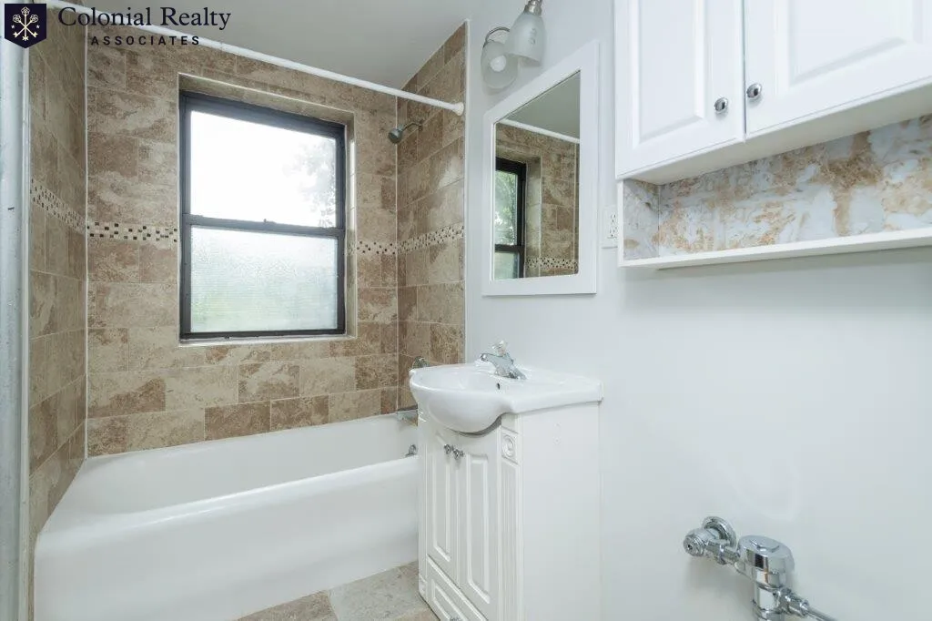 123 Highland Ave, Winter Hill