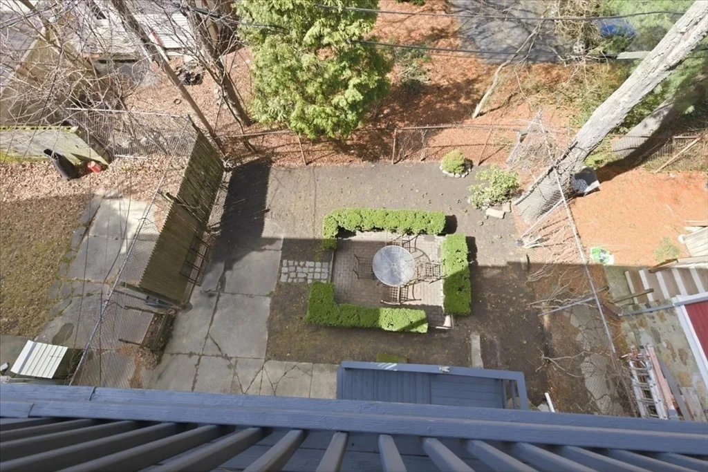 14 Haverford St, Jamaica Plain