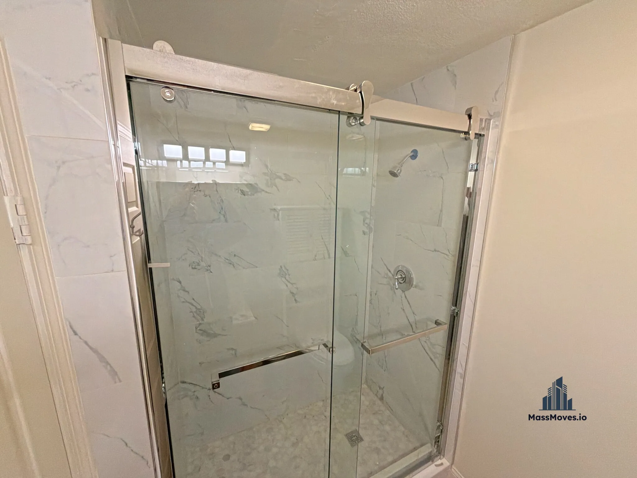 130 West 8th St, South Boston