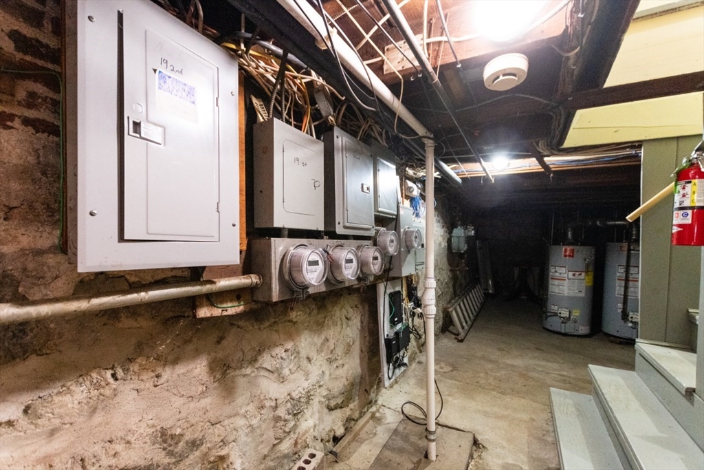 21-1 Spring St, Stoneham