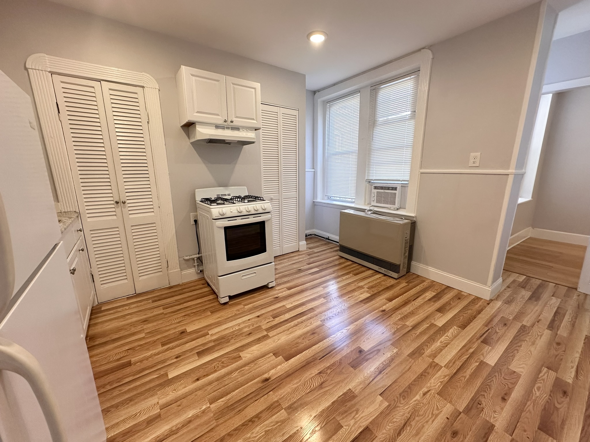 2 bed, 1 bath apartment for rent at 65 Charter St Unit 5F, North End — photo 5 of 20