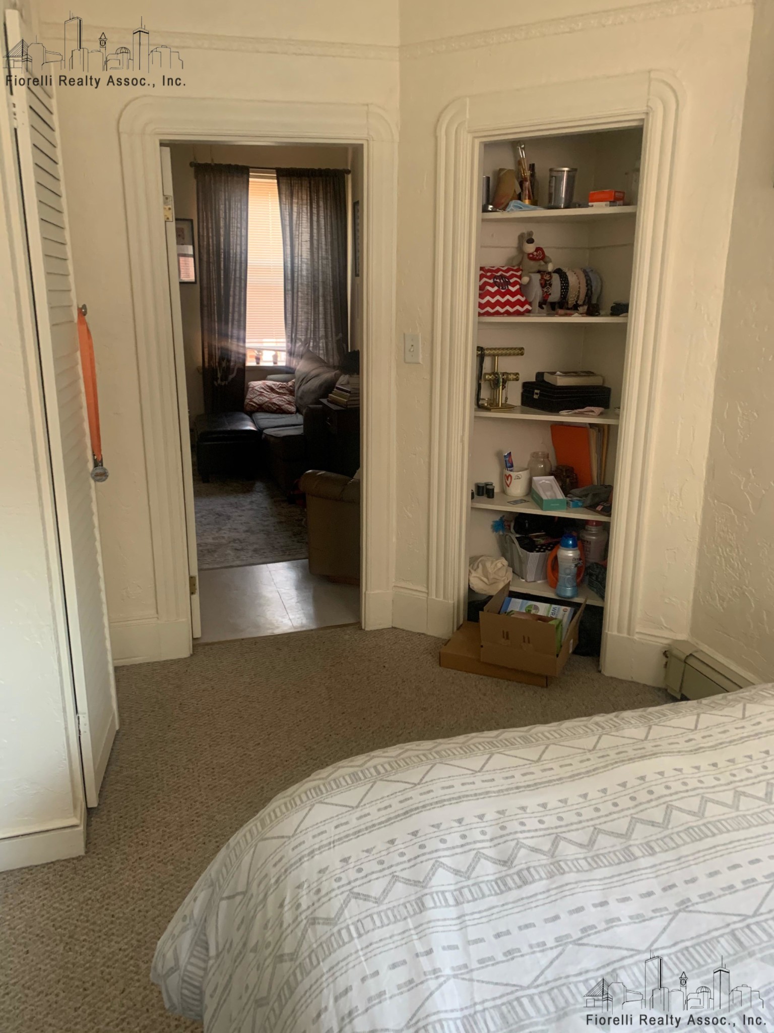 2 bed, 1 bath apartment for rent at 14 Hull St Unit 4, North End — photo 2 of 8