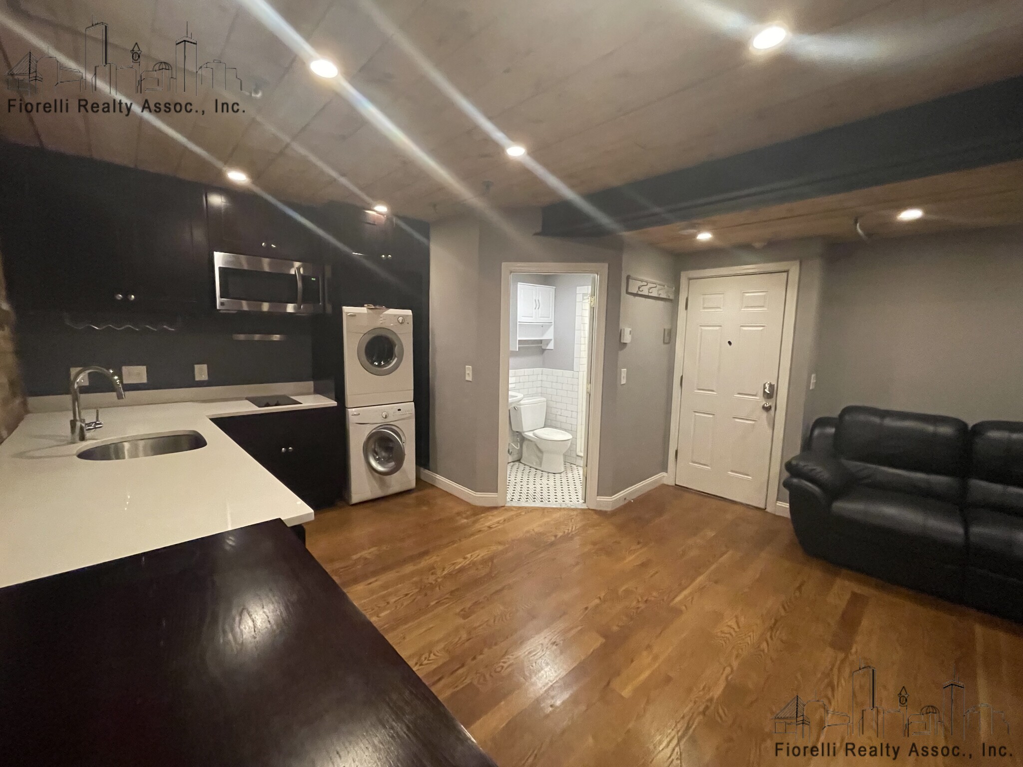 7 Unity St, North End