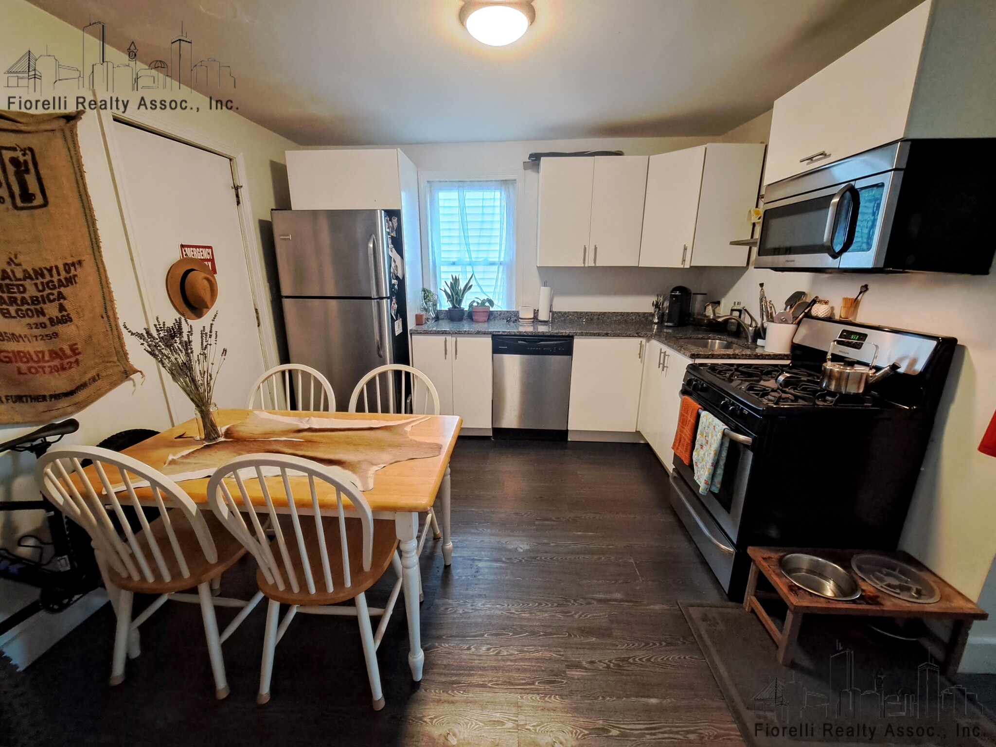 1 bed, 1 bath apartment for rent at 158 Everett St Unit 1, East Boston — photo 4 of 6