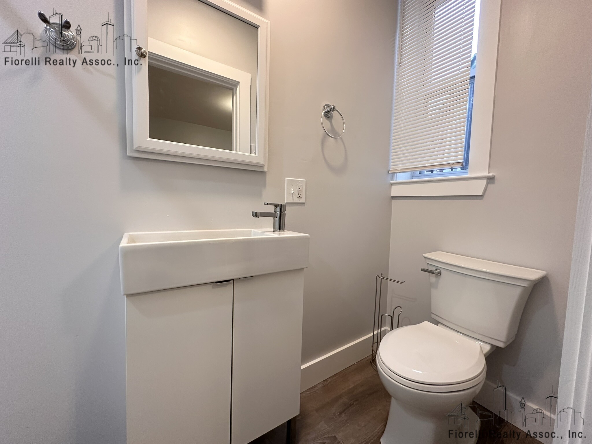 2.5 bed, 1 bath apartment for rent at 39 Clark St Unit 44, North End — photo 11 of 12