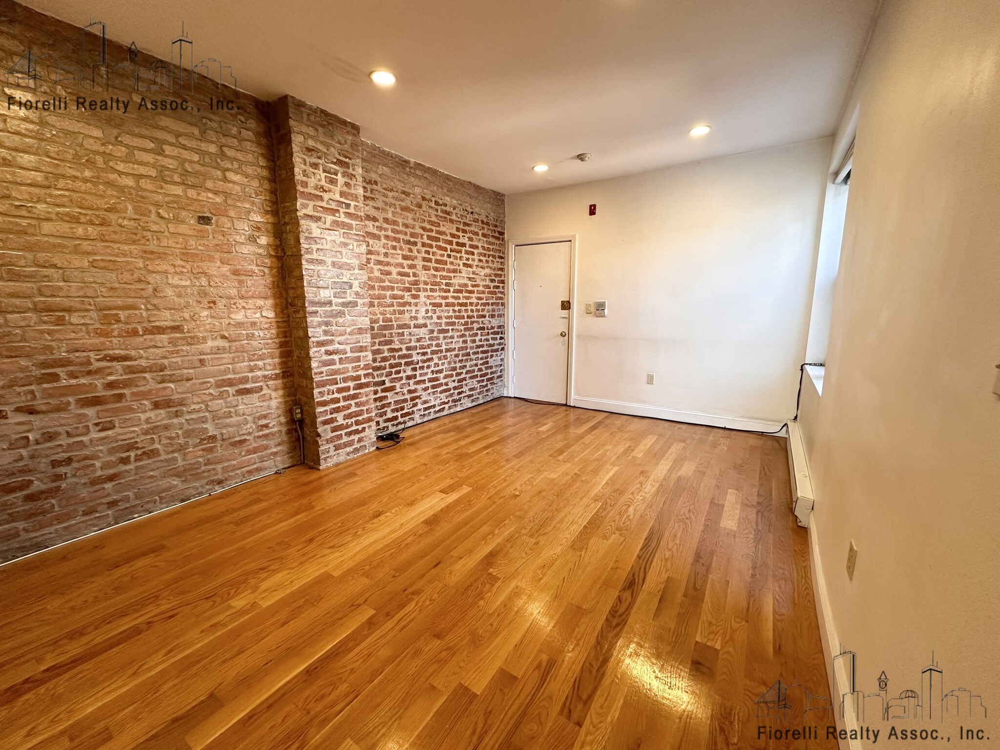 2 bed, 1 bath apartment for rent at 25 Clark St Unit 9, North End — photo 1 of 9