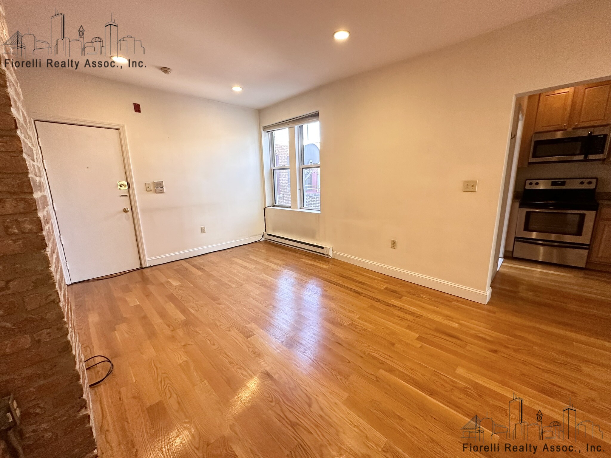 2 bed, 1 bath apartment for rent at 25 Clark St Unit 9, North End — photo 3 of 9