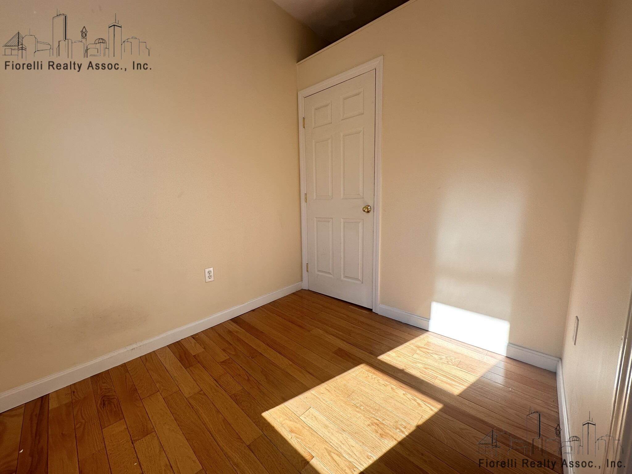 3 bed, 1 bath apartment for rent at 38 North Bennet St Unit 4, North End — photo 5 of 17