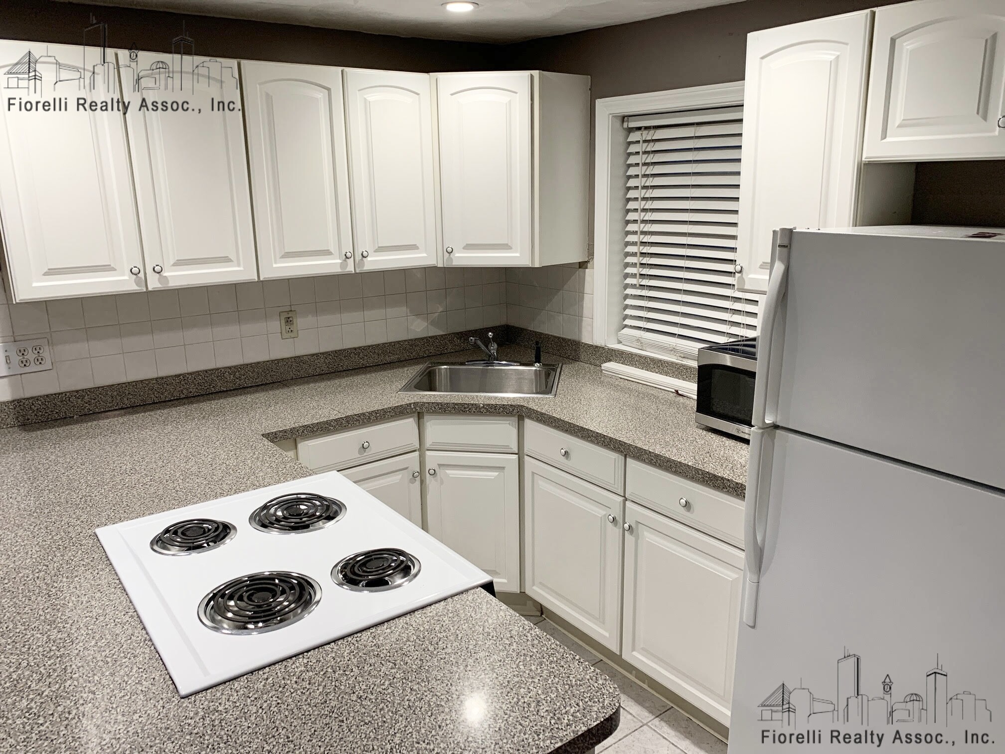 16 Parmenter St, North End