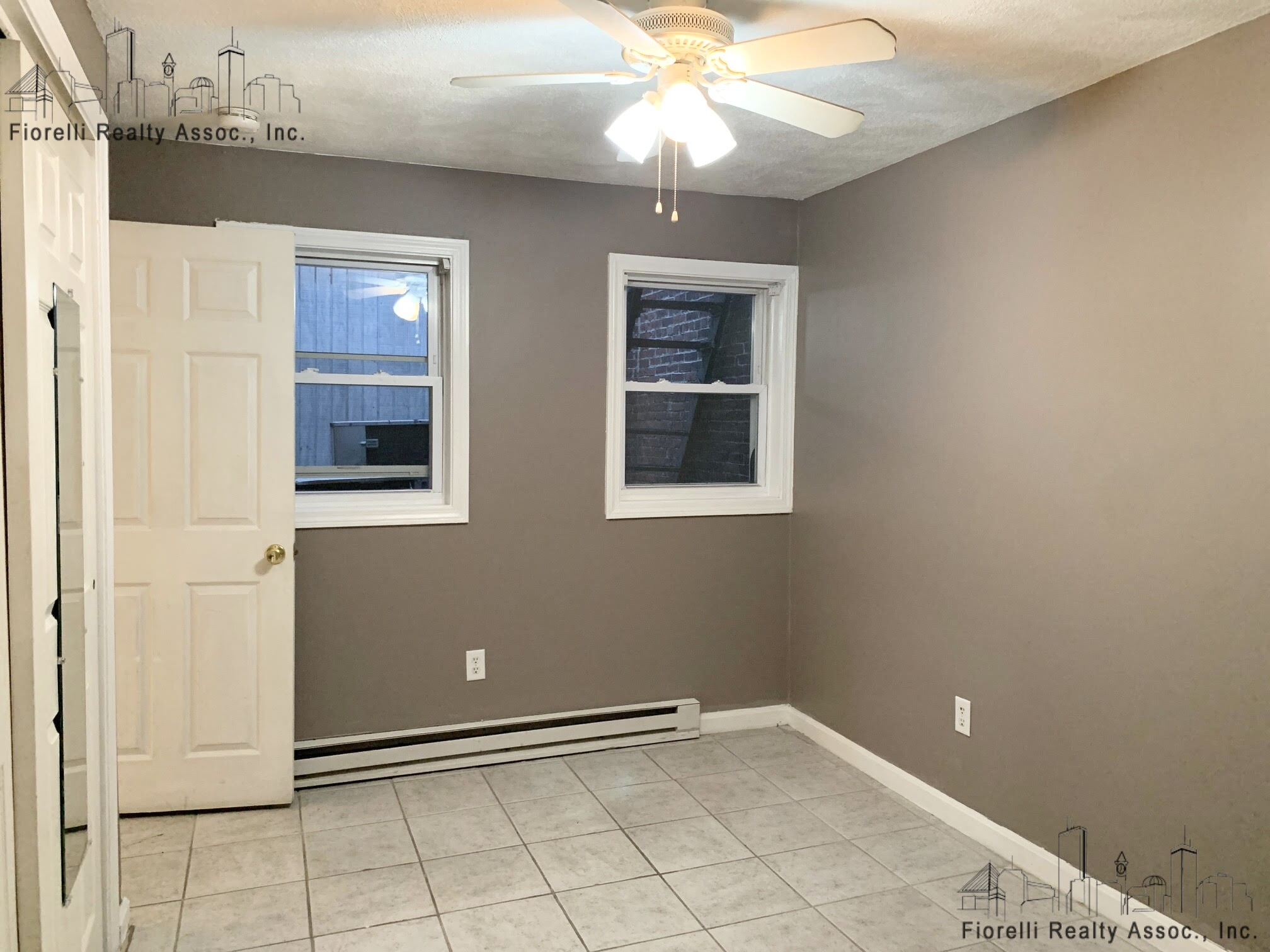 16 Parmenter St, North End